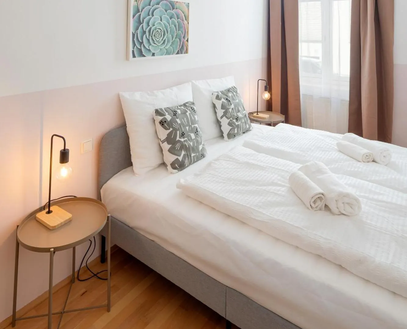 Apartament Elegantes 2-Zimmer-Atelier Wiedeń